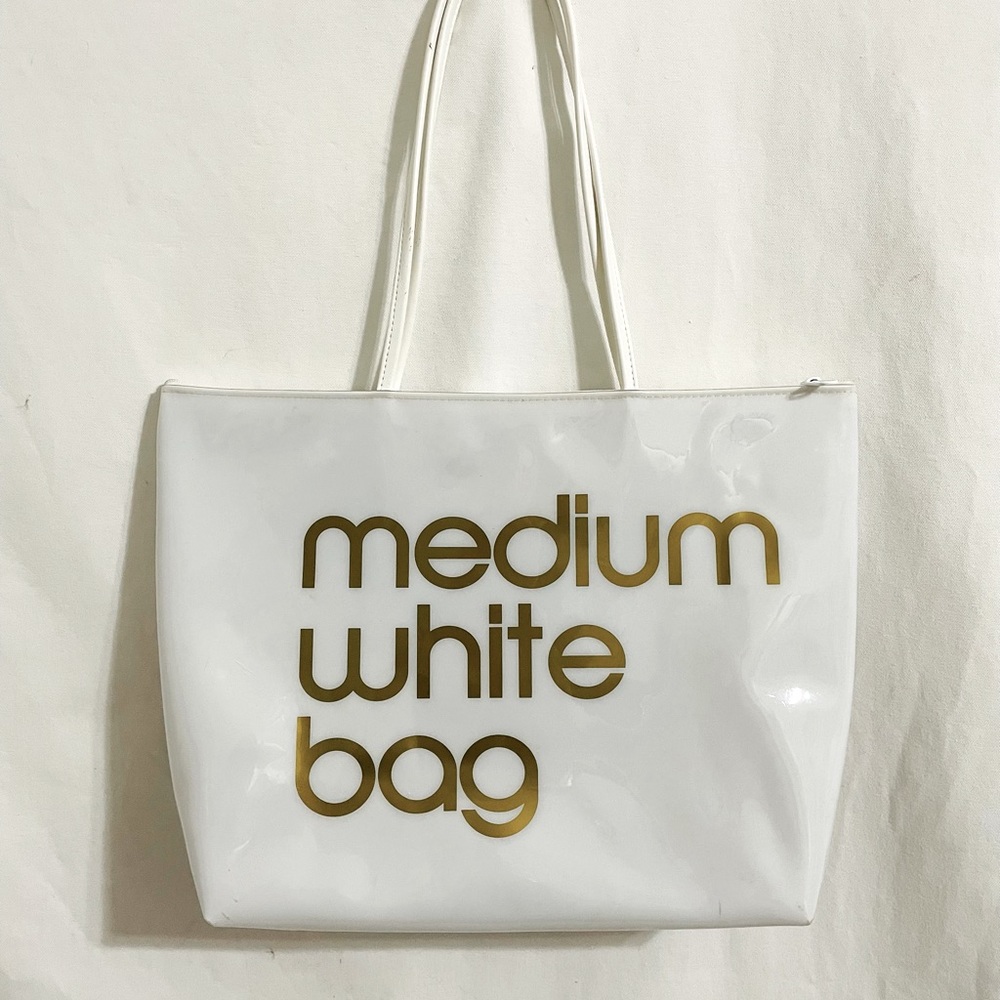 Bloomingdale’s Classic “medium white bag” w/Zipper and Shoulder Straps